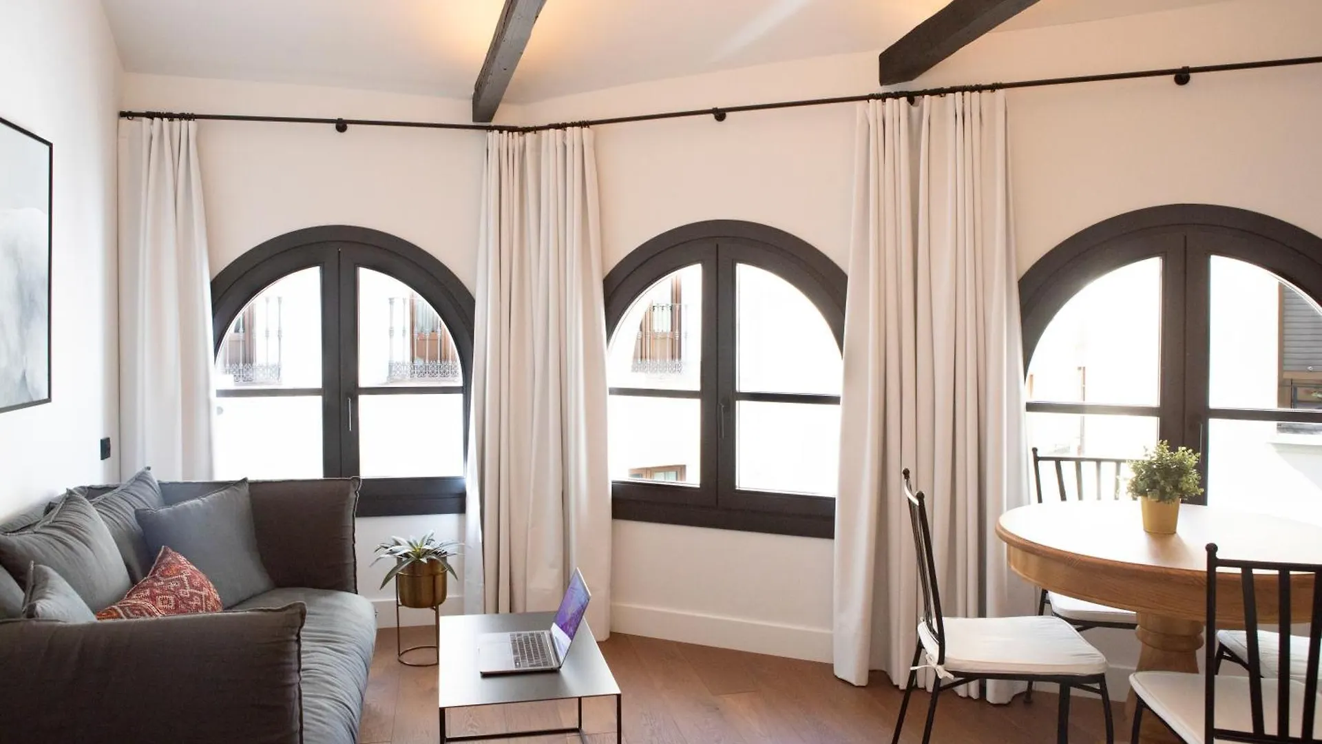 Apartment Palacete Molina Seville Spain